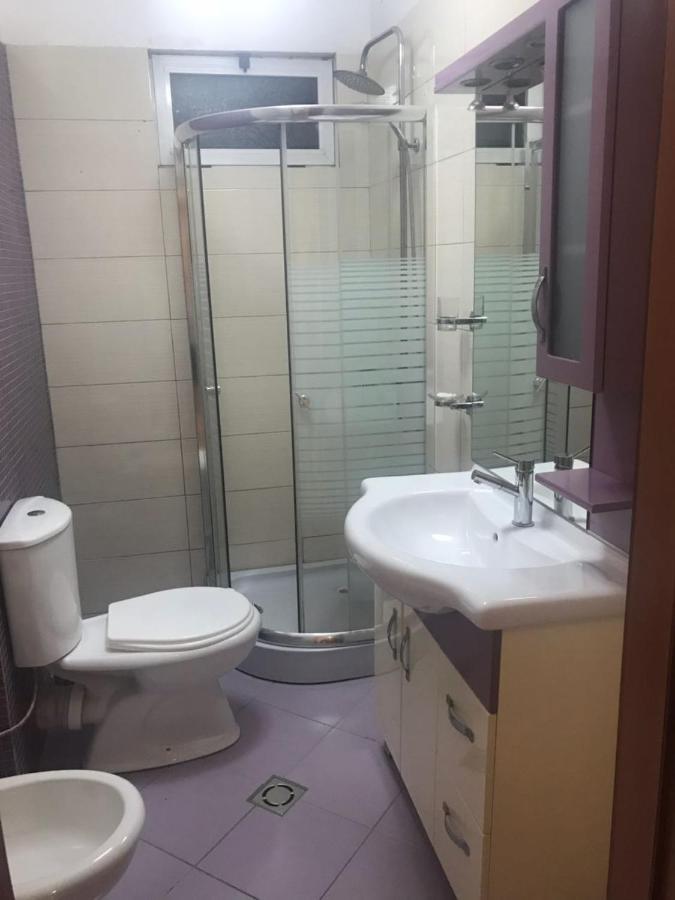 Lovely 2 Bedroom Apartment Tirana Eksteriør billede