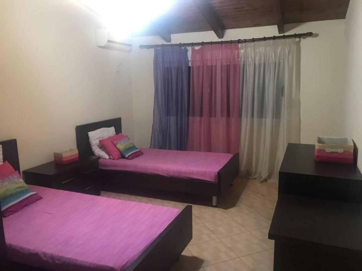 Lovely 2 Bedroom Apartment Tirana Eksteriør billede